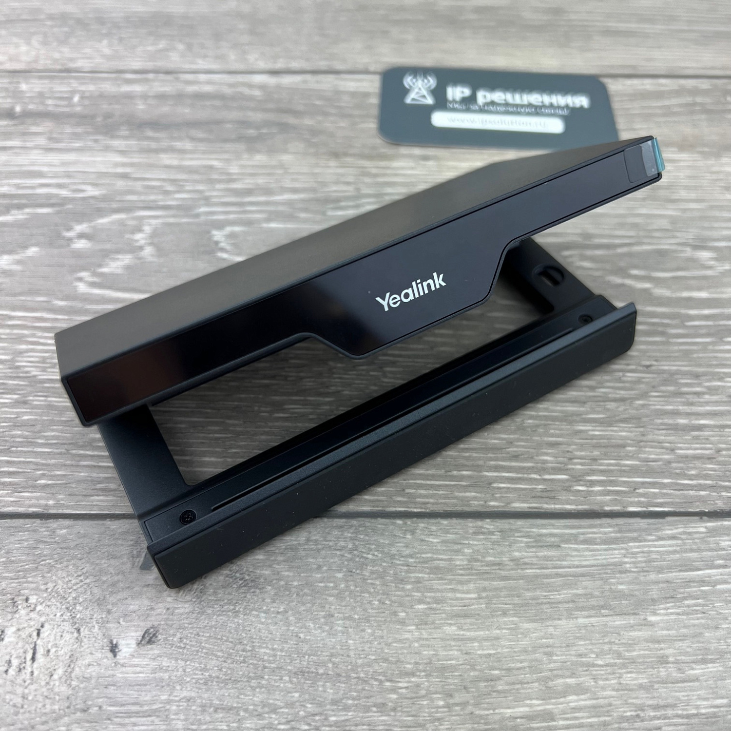 Yealink RoomCast, система беспроводных презентаций